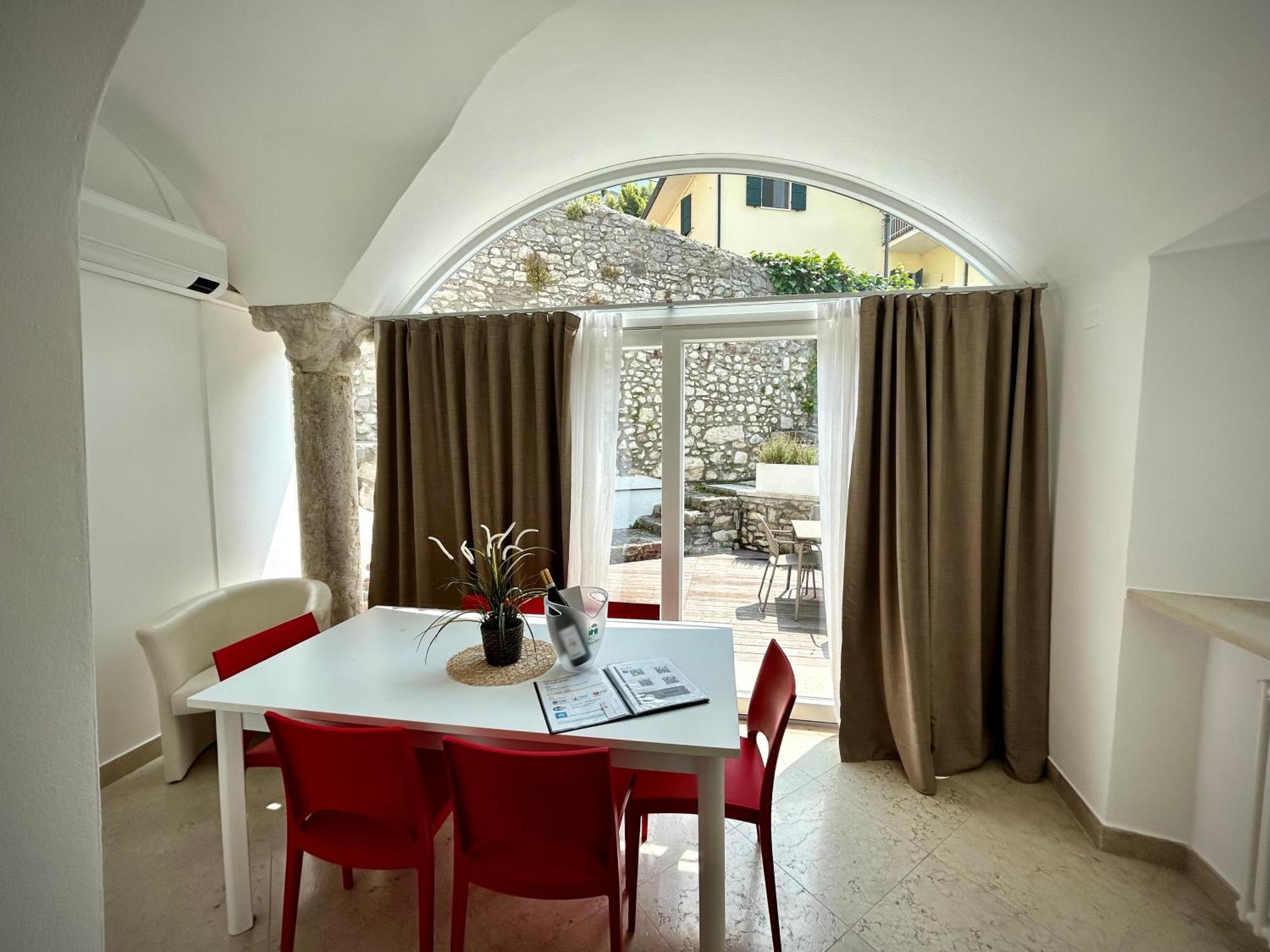 Villa Borgo Borago Brenzone sul Garda Zimmer foto